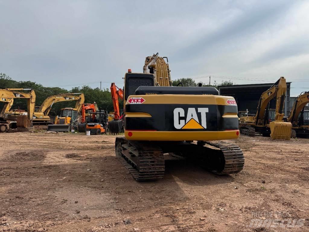 CAT 320 B L Gravemaskiner på larvebånd