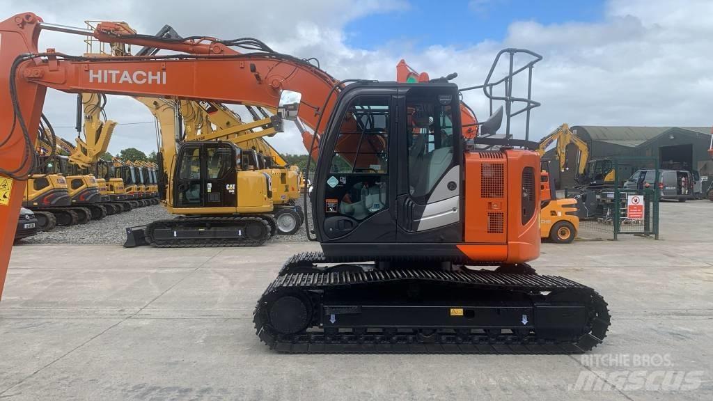 Hitachi ZX 135 US-6 Gravemaskiner på larvebånd