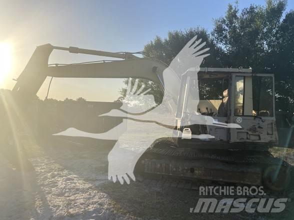 CAT 235B Gravemaskiner på larvebånd