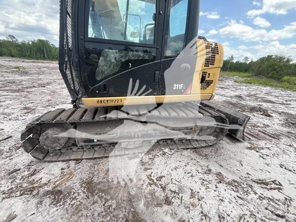 CAT 311FL Gravemaskiner på larvebånd