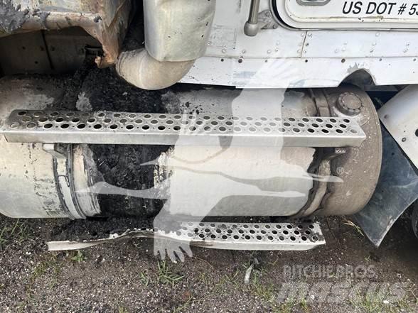 Kenworth T450 Lastbiler med tip