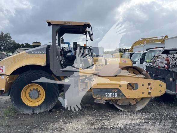 Volvo SD115B Enkelt tromle