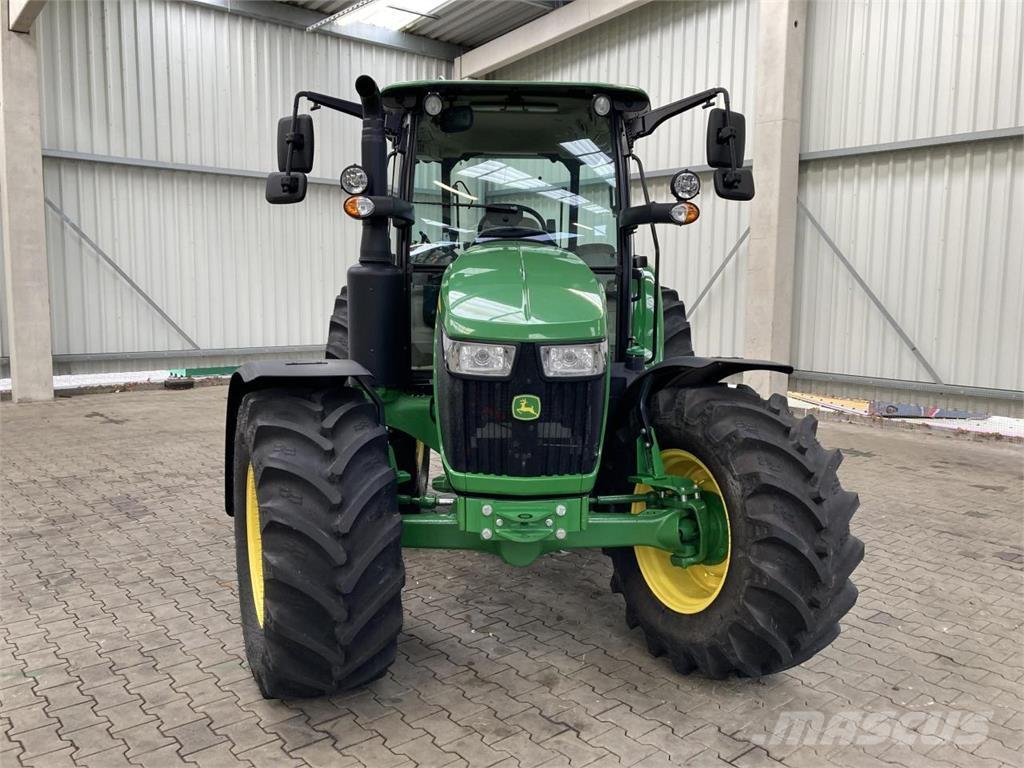 John Deere 5090M Traktorer