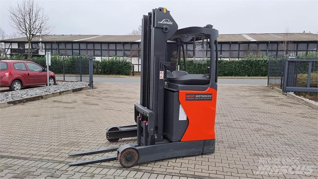 Linde R14 Reachtruck