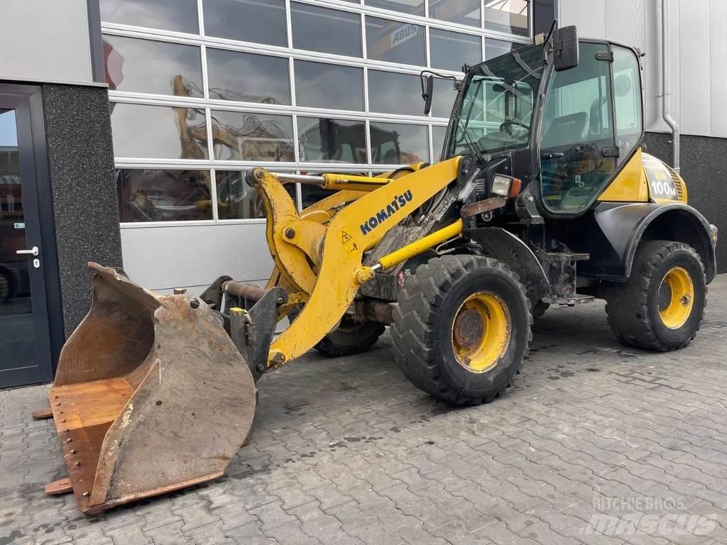 Komatsu WA100 Læssemaskiner på hjul