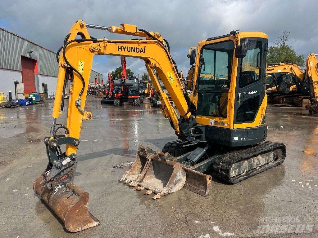 Hyundai R30 Z-9AK Minigravemaskiner