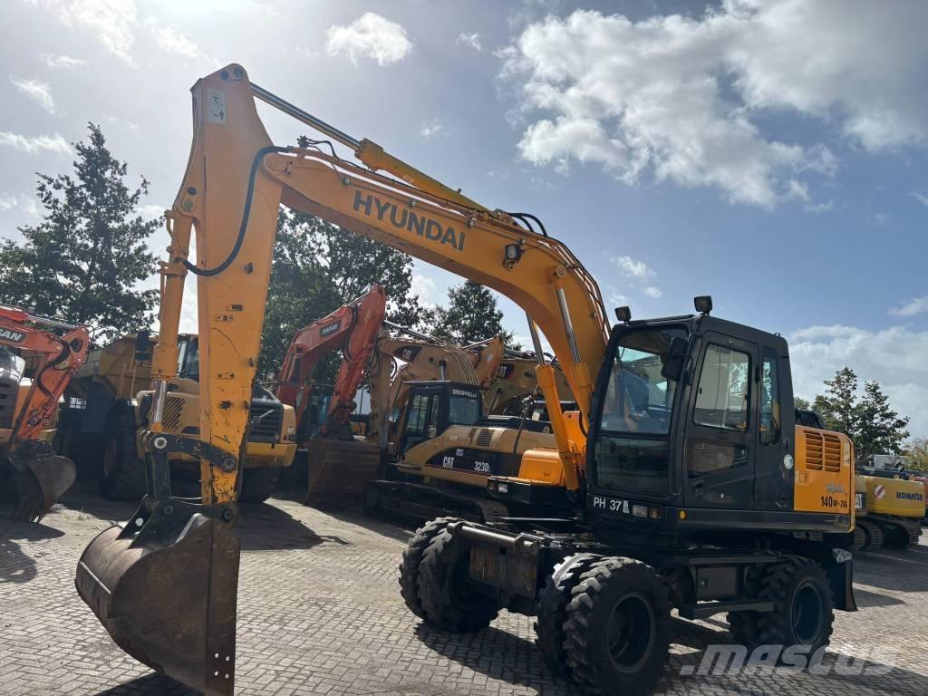 Hyundai 140W-7A Gravemaskiner på hjul
