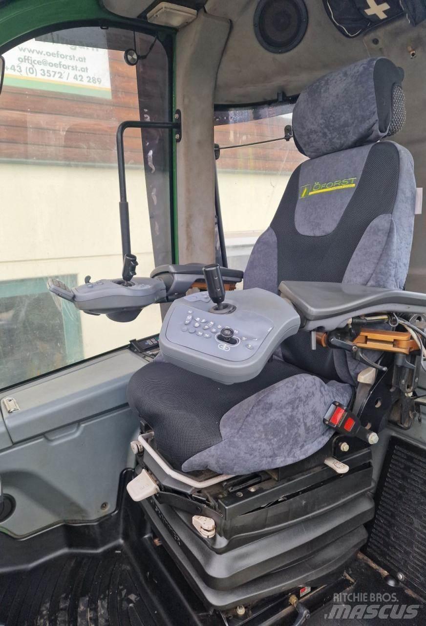 John Deere 1010 E Udkørselsmaskiner
