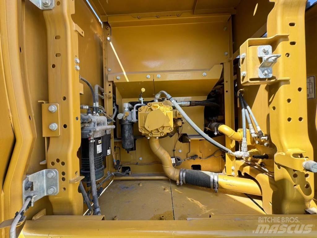 CAT 323GC Gravemaskiner på larvebånd