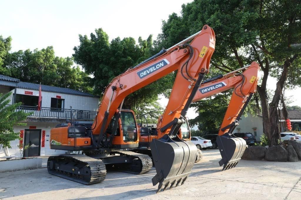 Develon DX 205 Midi-gravemaskiner 7t - 12t