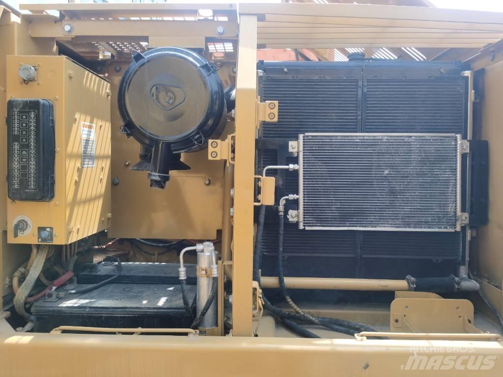 CAT 320 C L Gravemaskiner på larvebånd
