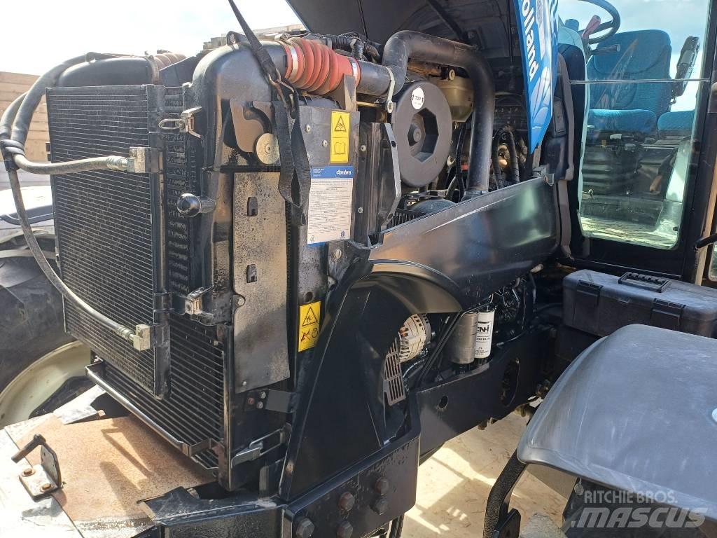 New Holland T7030AC Traktorer