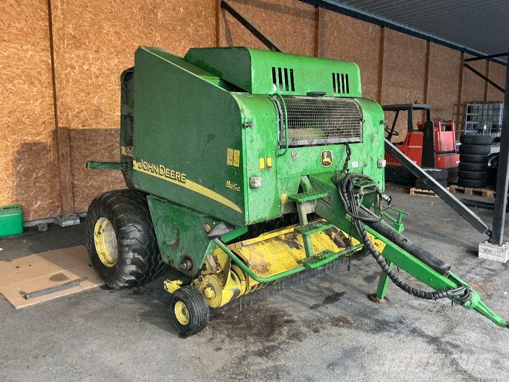 John Deere 578 Rundballe-pressere
