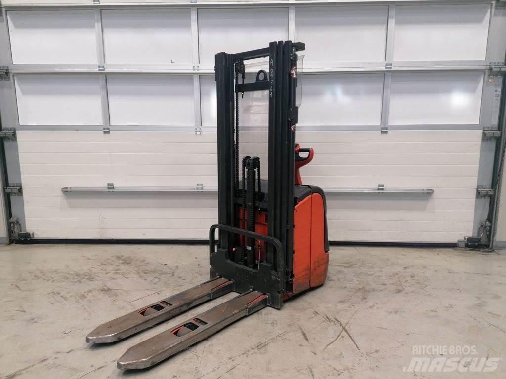 Linde L14 Gaffelstabler med gående fører