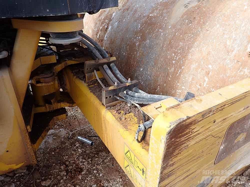 CAT CS64B Vibratorer