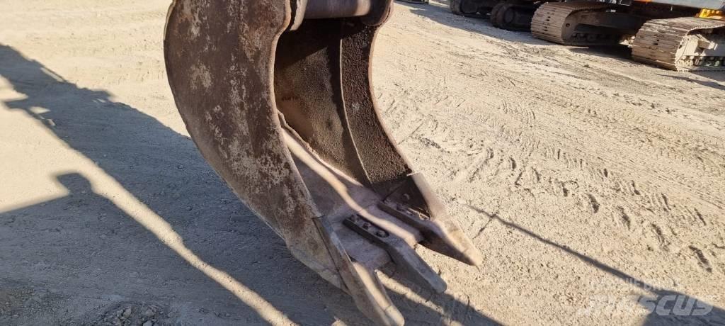 Daewoo SL 130 LC-V Gravemaskiner på larvebånd