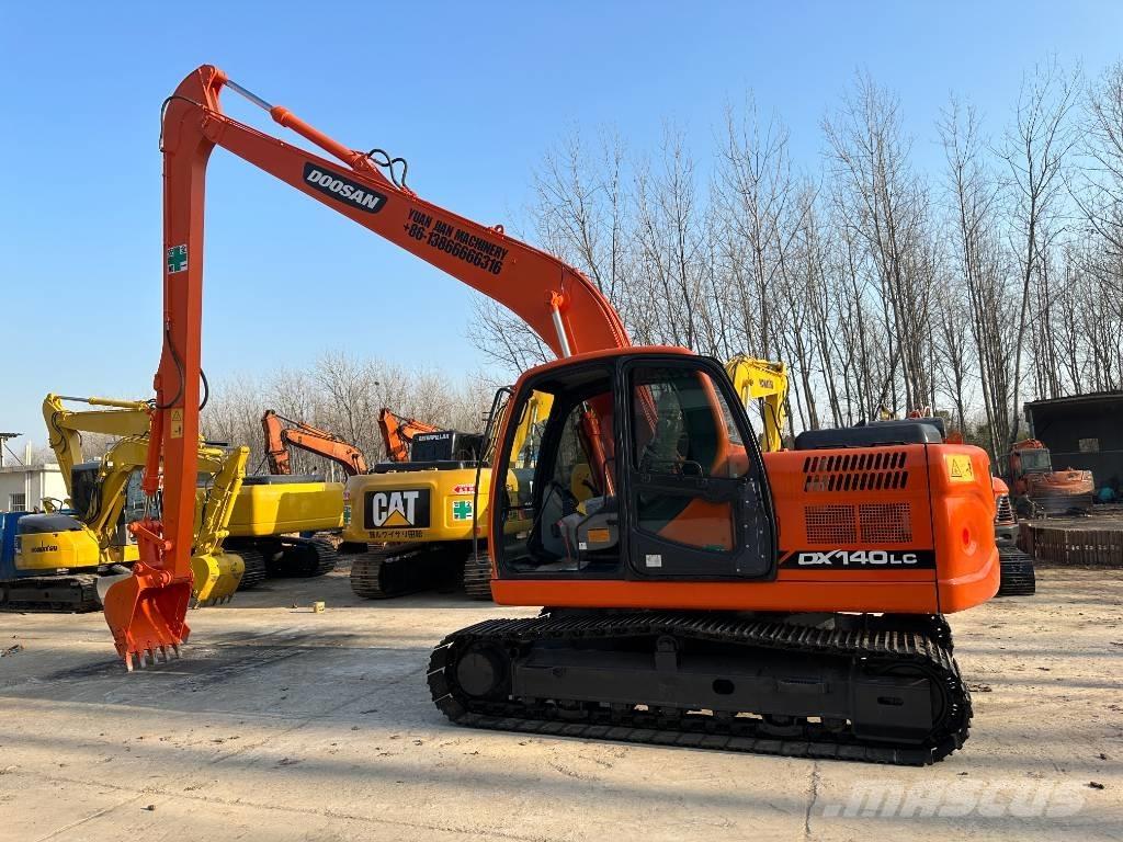 Doosan DX140 Gravemaskiner på larvebånd