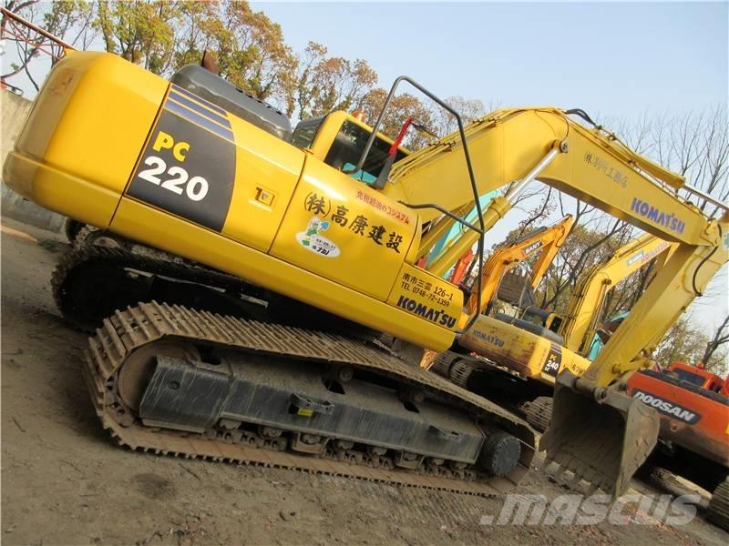 Komatsu PC 220 Gravemaskiner på larvebånd