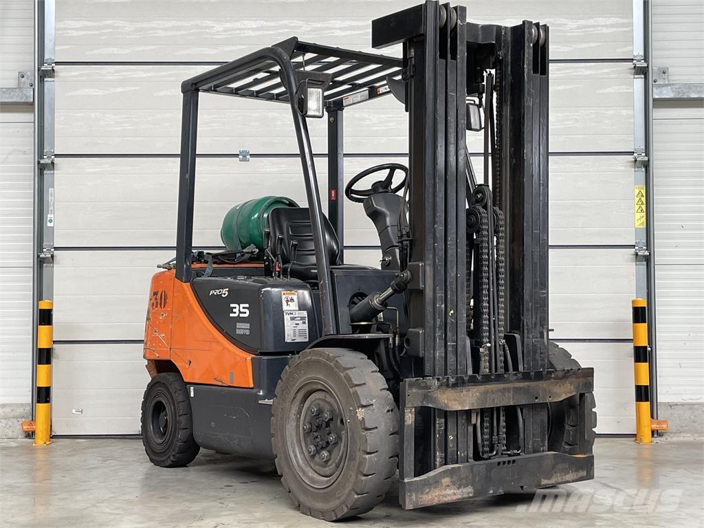 Doosan G35C-5 LPG gaffeltrucks