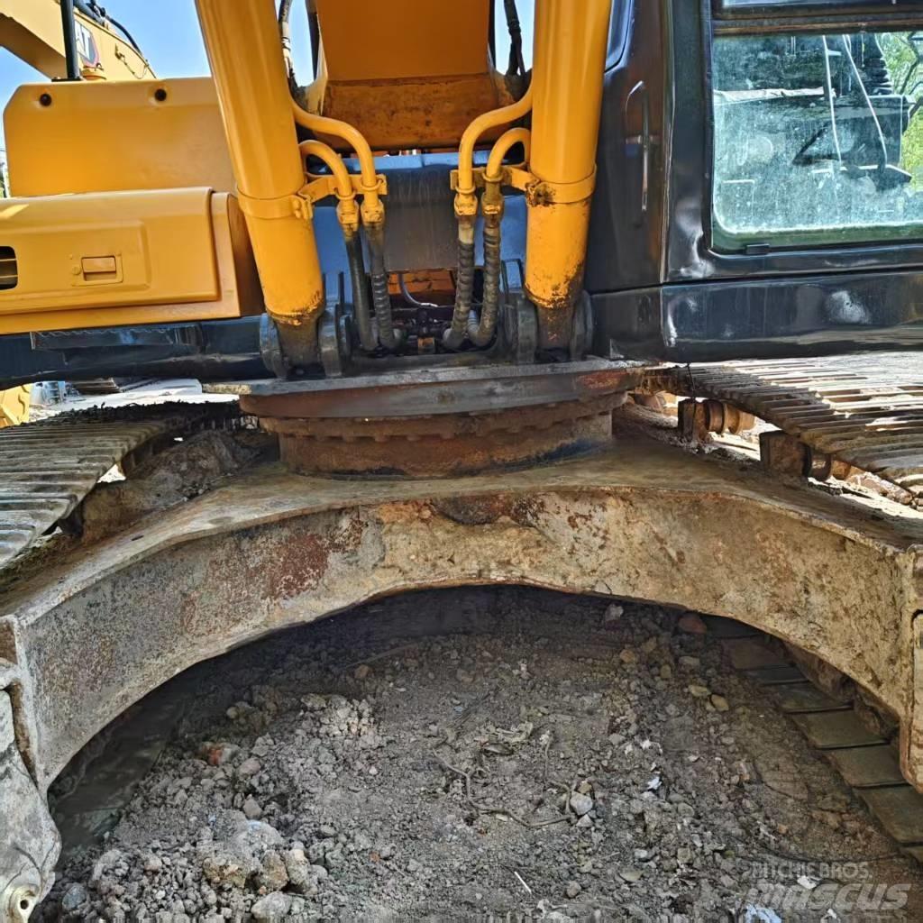 Hyundai 305lc-7 Gravemaskiner på larvebånd