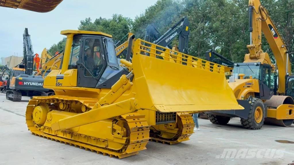 Komatsu D 65 PX-12E Bulldozer på larvebånd