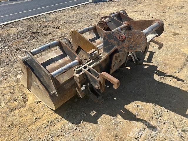 Komatsu PW98 MR-10 Gravemaskiner på hjul
