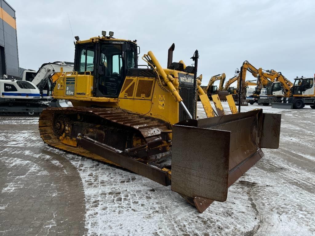 Komatsu D65PX-18 Bulldozer på larvebånd