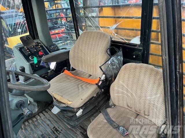 JCB 714 Terrængående lastbiler