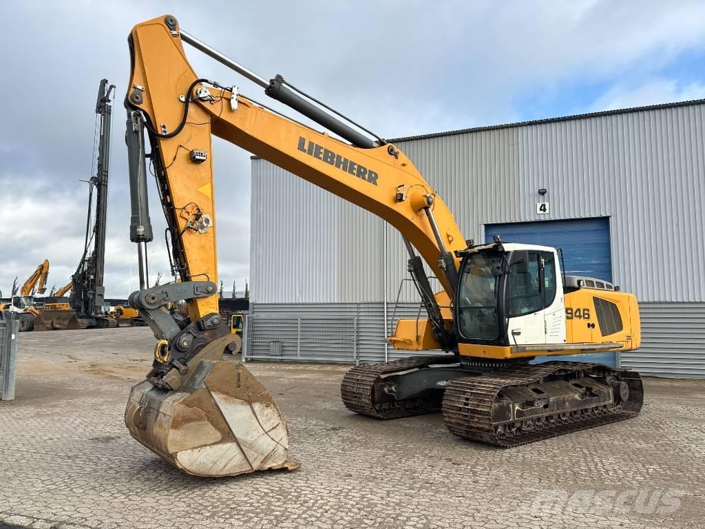 Liebherr R 946 Gravemaskiner på larvebånd