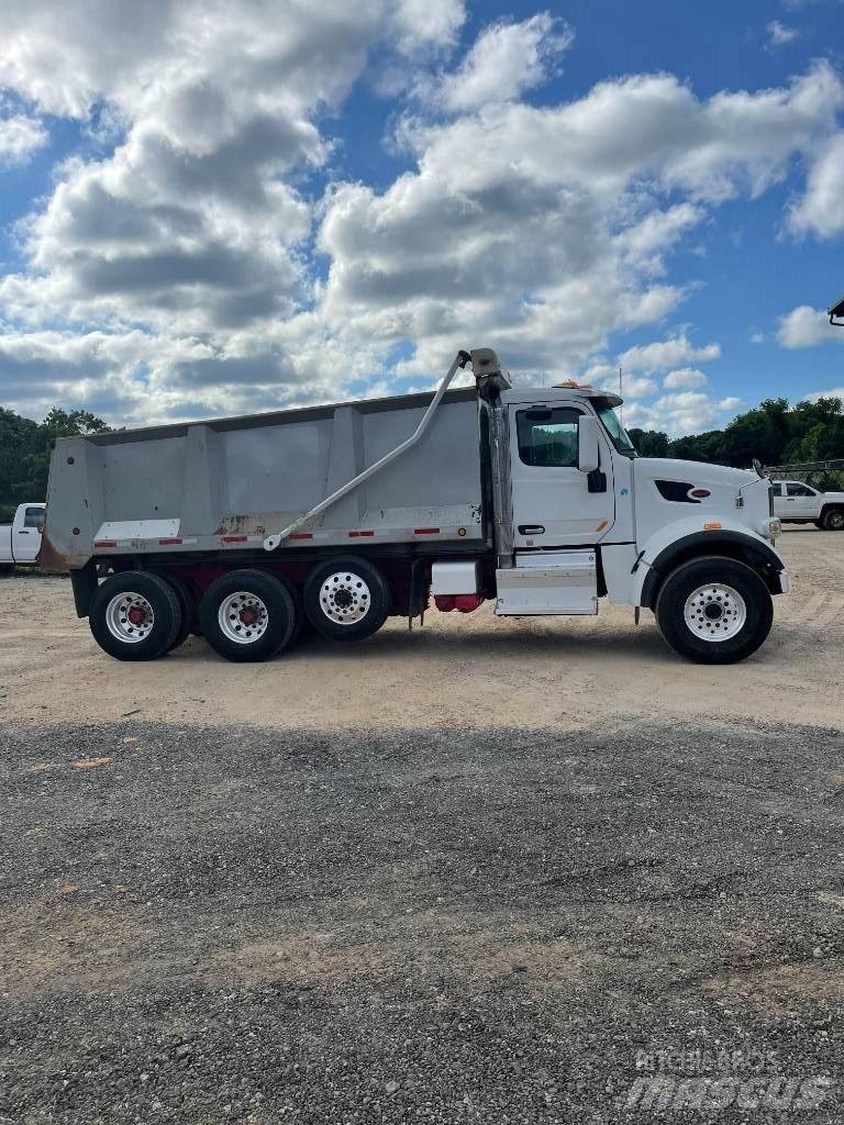 Peterbilt Dump truck Lastbiler med tip