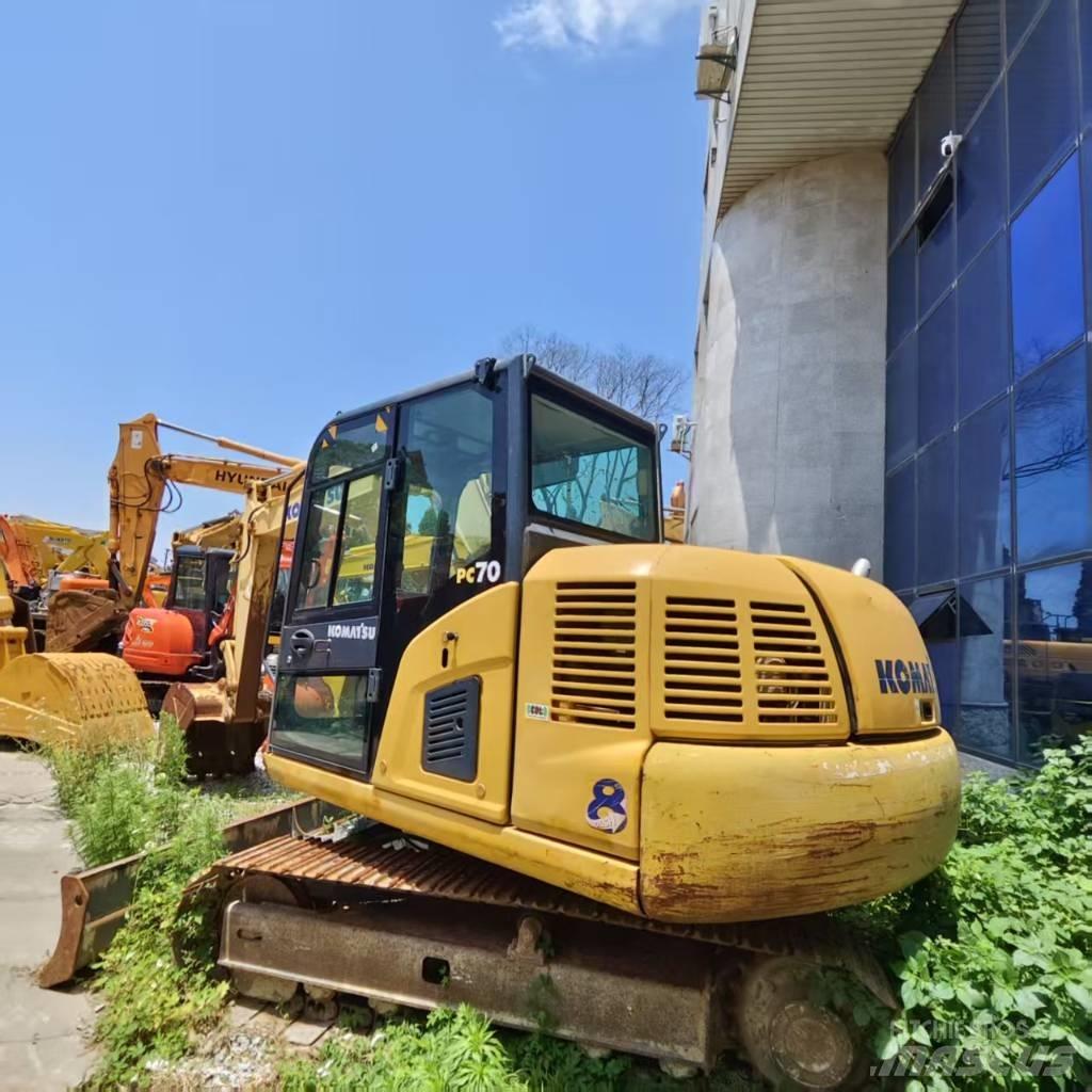 Komatsu PC 70 Gravemaskiner på larvebånd