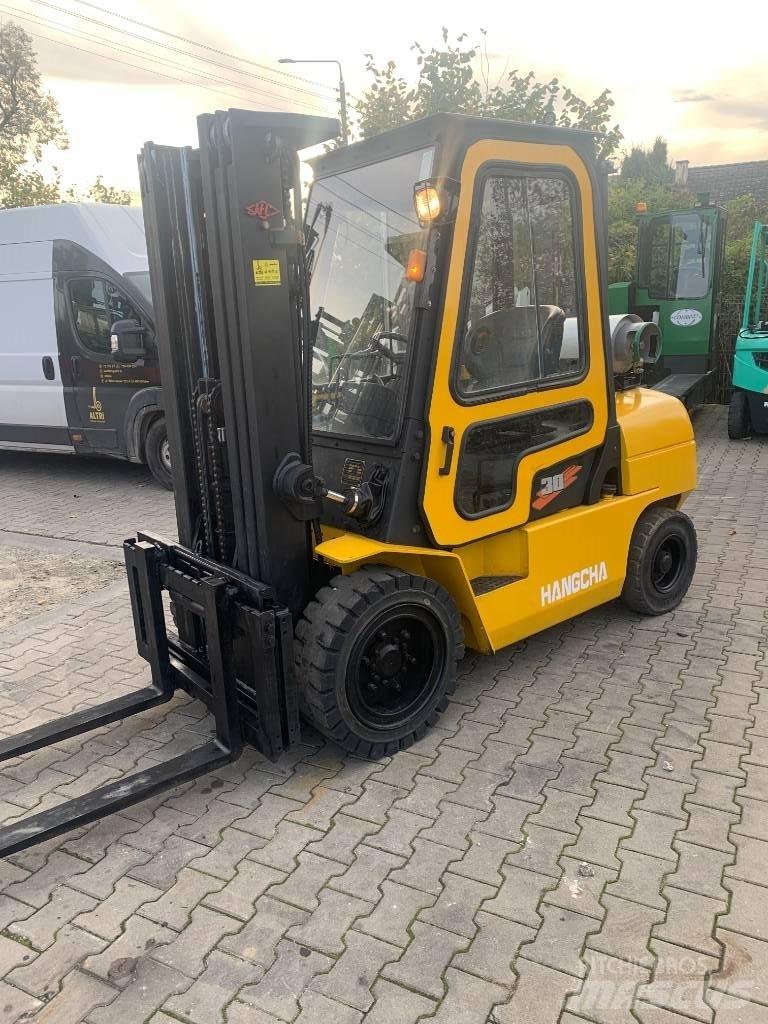 Hangcha CPQD 30 N LPG gaffeltrucks