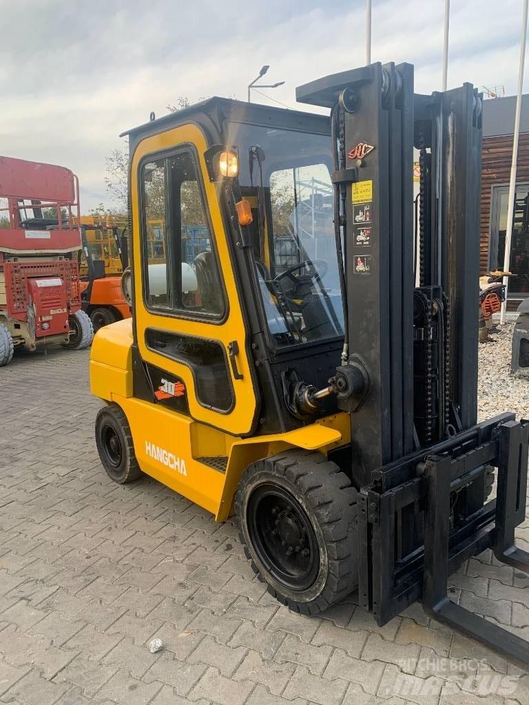 Hangcha CPQD 30 N LPG gaffeltrucks