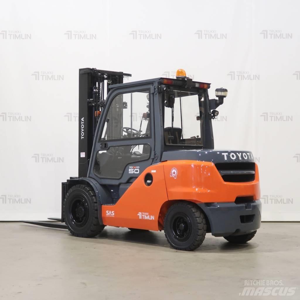 Toyota 40-8FD50N Diesel gaffeltrucks
