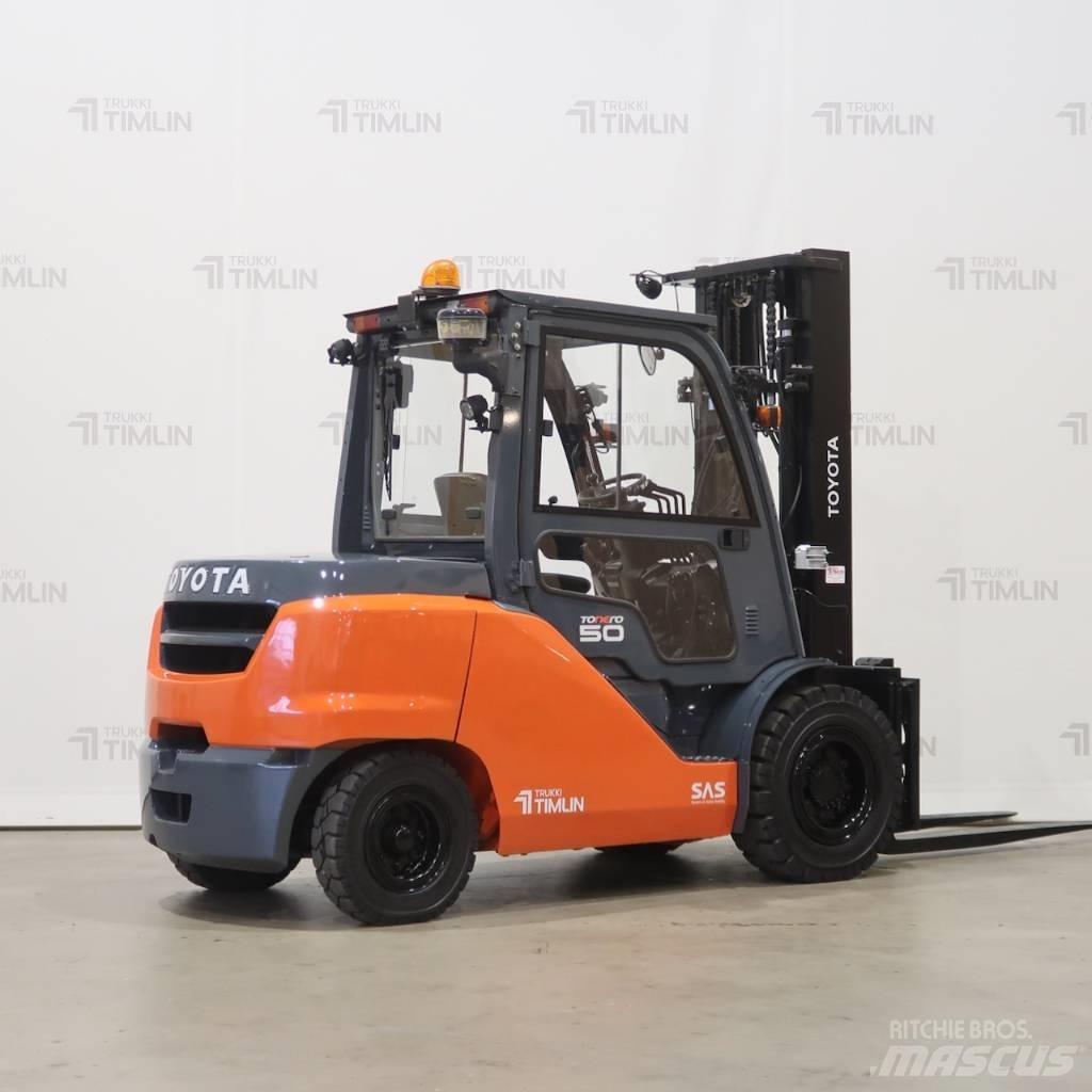Toyota 40-8FD50N Diesel gaffeltrucks