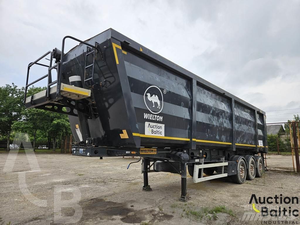 Wielton NW-3 Semi-trailer med Gardinsider
