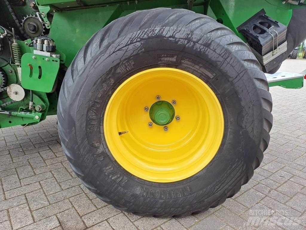 John Deere V461R Rundballe-pressere