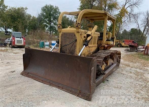 CAT D6C Bulldozer på larvebånd