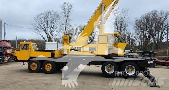 P&H T300A Lastbil med kran