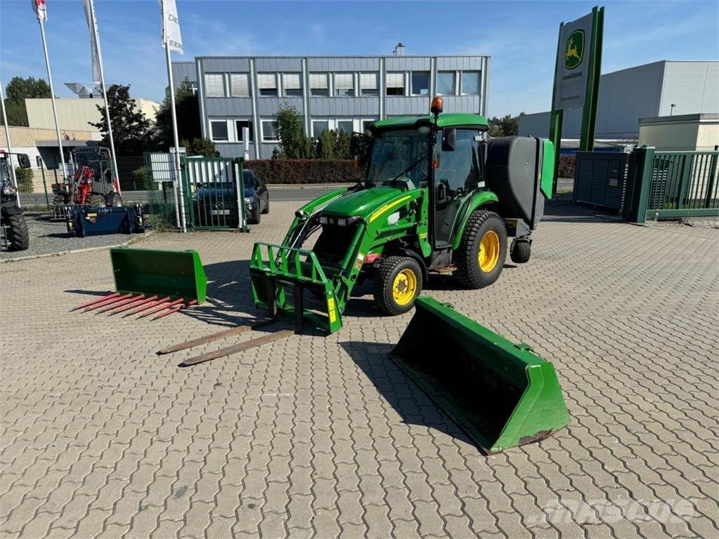 John Deere 3720 Kompakte traktorer