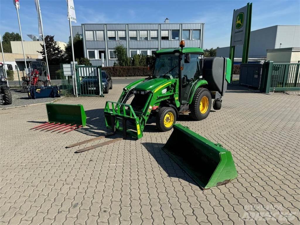 John Deere 3720 Kompakte traktorer