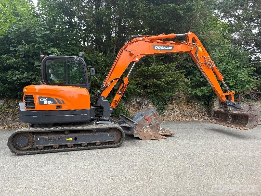 Doosan DX 85 R Midi-gravemaskiner 7t - 12t