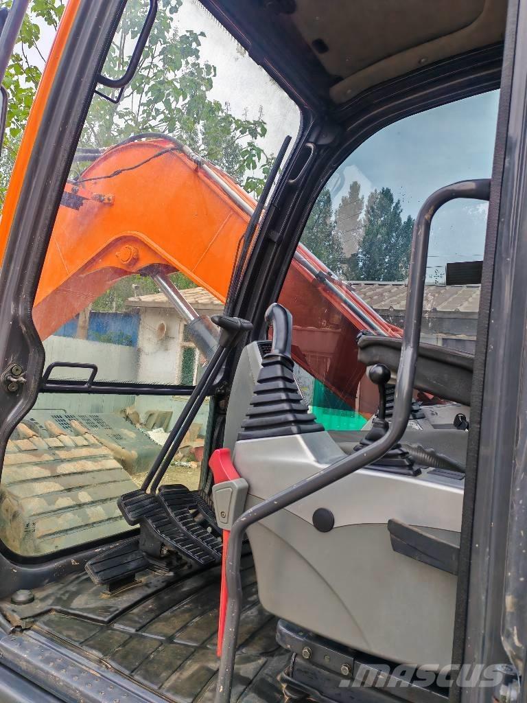 Doosan DX75-9C Midi-gravemaskiner 7t - 12t
