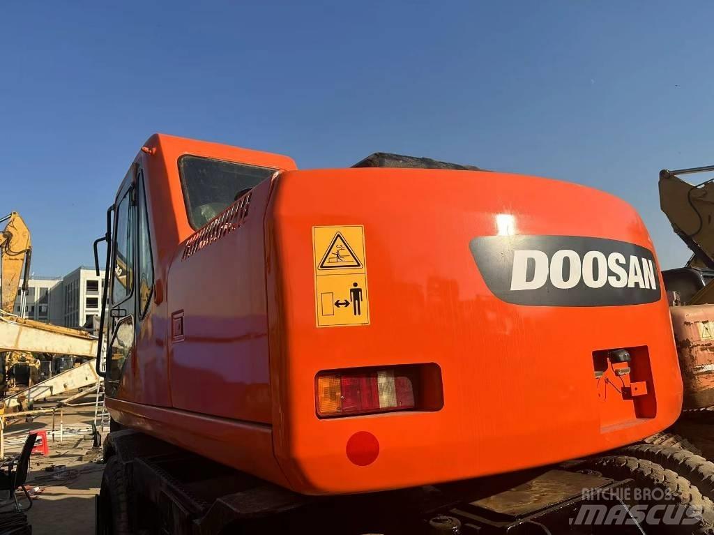 Doosan 150 W-7 Gravemaskiner på hjul