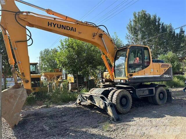 Hyundai 210W Gravemaskiner på hjul
