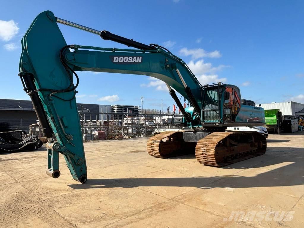 Doosan DX 480 LC Gravemaskiner på larvebånd