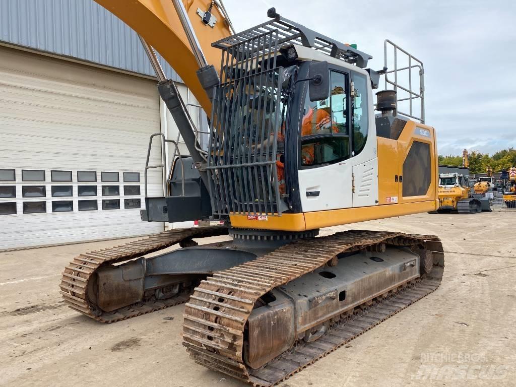Liebherr R 930 Gravemaskiner på larvebånd