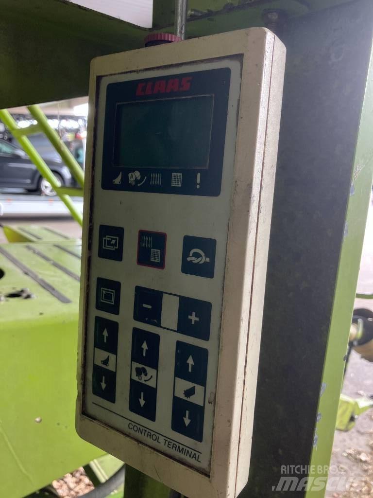 CLAAS Rollant 255 RC Rundballe-pressere