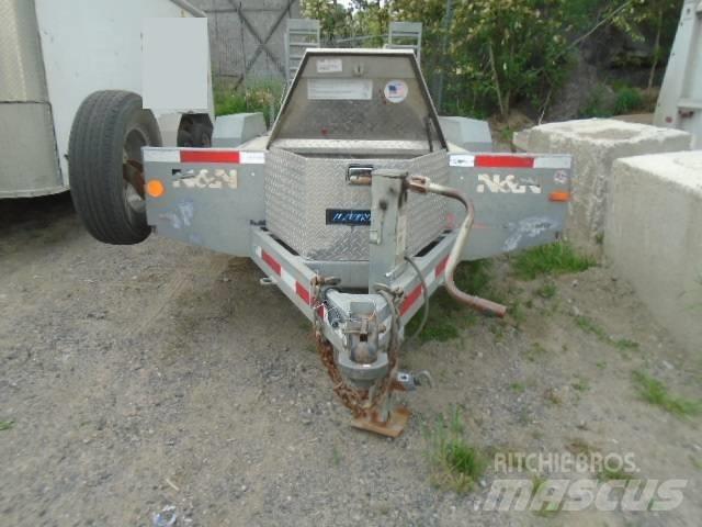 N&N 23FT Anhænger med lad/Flatbed