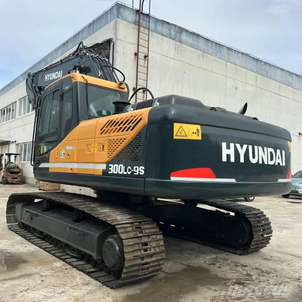 Hyundai R300LC-9S Gravemaskiner på larvebånd